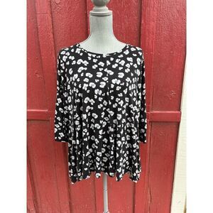 Pilosophy Republic Clothing Women's Knitted top floral Print Black and White 0x